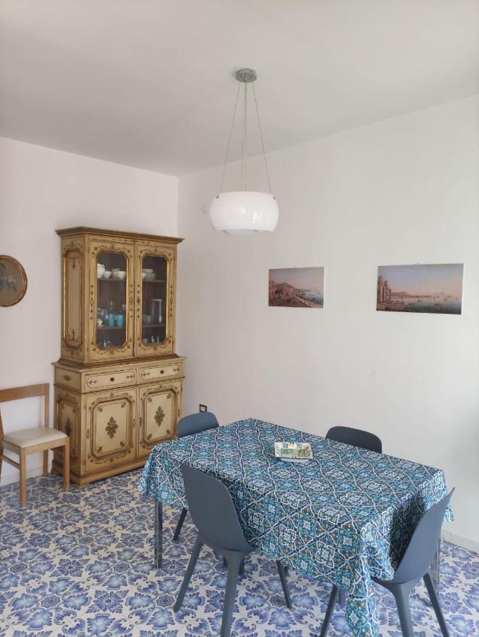 Pretty Panoramic Apartment - Half Way Center-Vomero District Νάπολη Εξωτερικό φωτογραφία